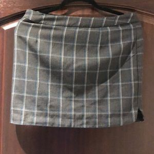 GAP grey plaid skirt